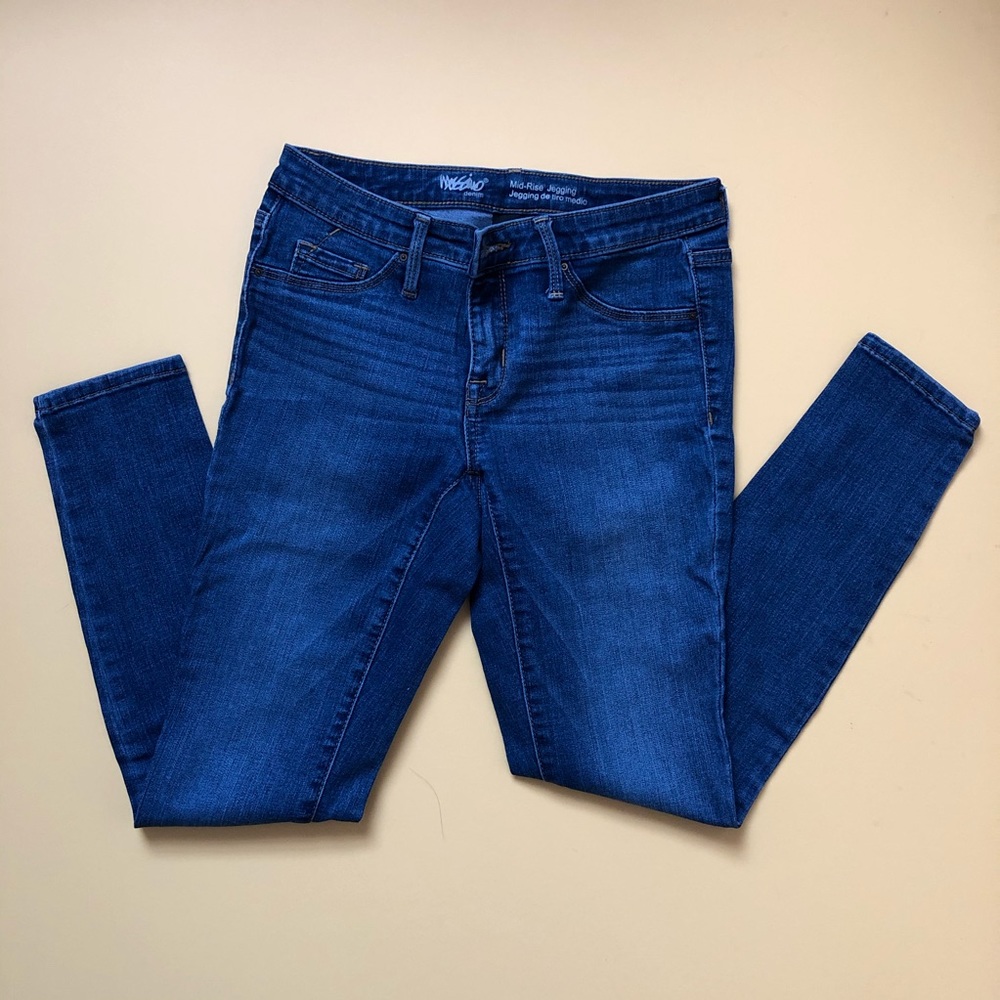 MOSSIMO Mid-Rise Power Stretch Jeggings Jeans